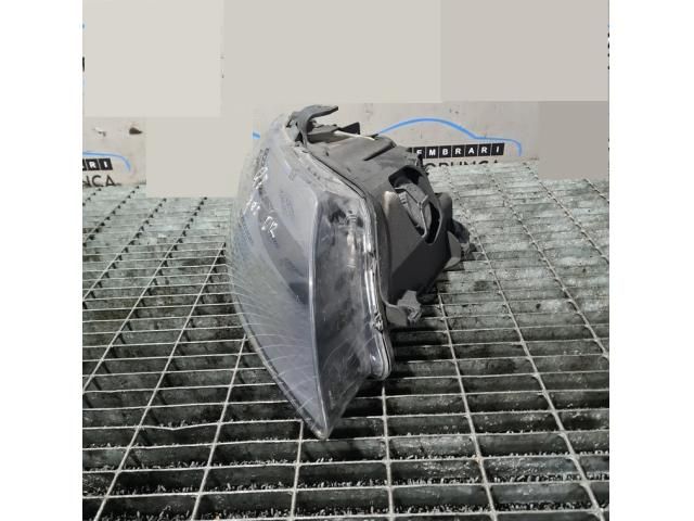 bontott AUDI Q7 Jobb Fényszóró