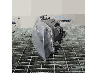 bontott AUDI Q7 Jobb Fényszóró