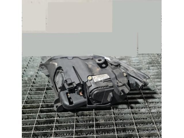 bontott AUDI Q7 Jobb Fényszóró