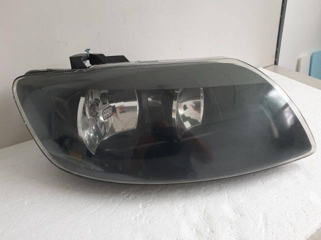 bontott AUDI Q7 Jobb Fényszóró