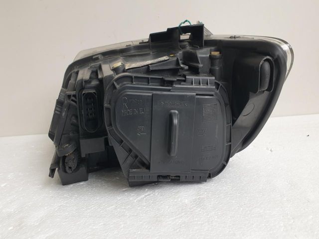 bontott AUDI Q7 Jobb Fényszóró