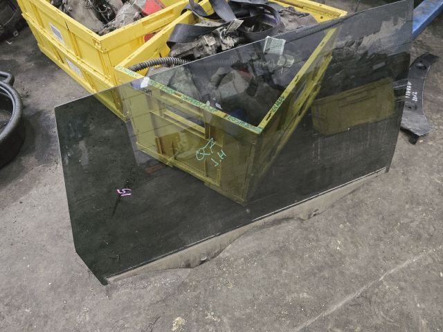 bontott AUDI Q7 Jobb hátsó Ablak