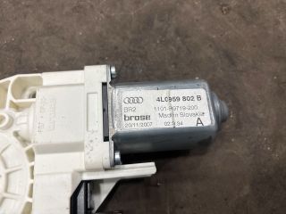 bontott AUDI Q7 Jobb hátsó Ablakemelő Motor