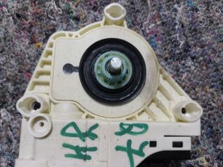 bontott AUDI Q7 Jobb hátsó Ablakemelő Motor