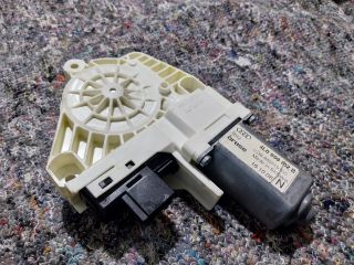 bontott AUDI Q7 Jobb hátsó Ablakemelő Motor