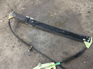 bontott AUDI Q7 Jobb hátsó Ablakemelő Szerkezet (Elektromos)