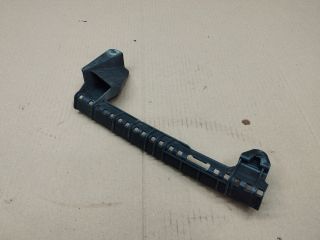 bontott AUDI Q7 Jobb hátsó Ablakvezető Gumi