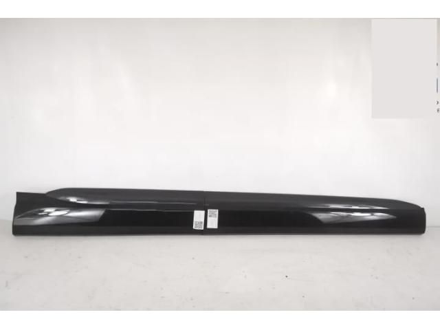 bontott AUDI Q7 Jobb hátsó Ajtó Díszléc