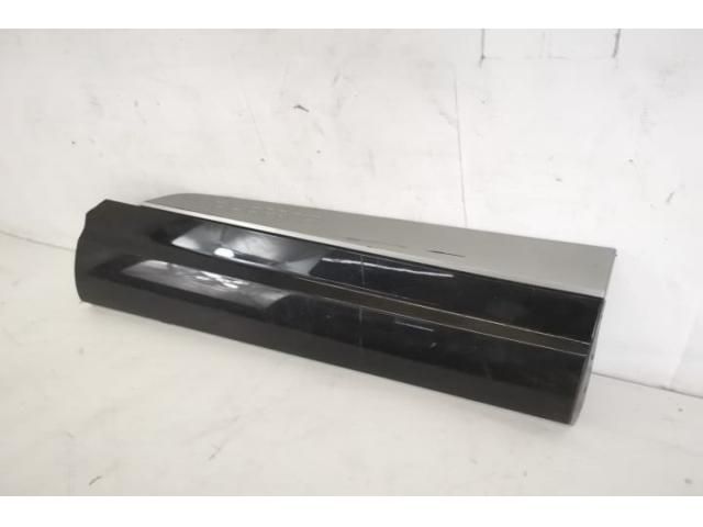 bontott AUDI Q7 Jobb hátsó Ajtó Díszléc