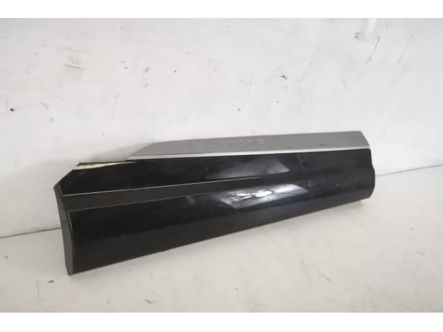 bontott AUDI Q7 Jobb hátsó Ajtó Díszléc