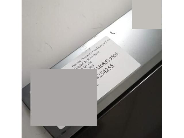 bontott AUDI Q7 Jobb hátsó Ajtó Díszléc