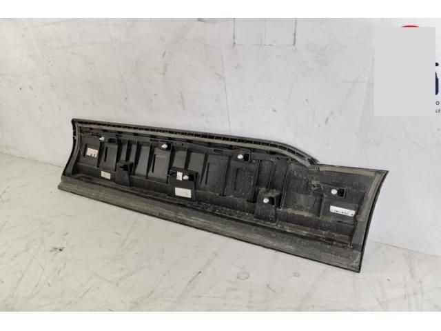 bontott AUDI Q7 Jobb hátsó Ajtó Díszléc