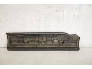 bontott AUDI Q7 Jobb hátsó Ajtó Díszléc