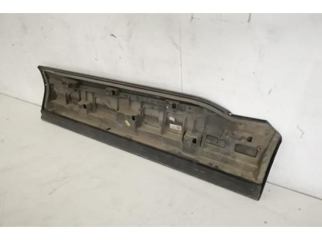 bontott AUDI Q7 Jobb hátsó Ajtó Díszléc