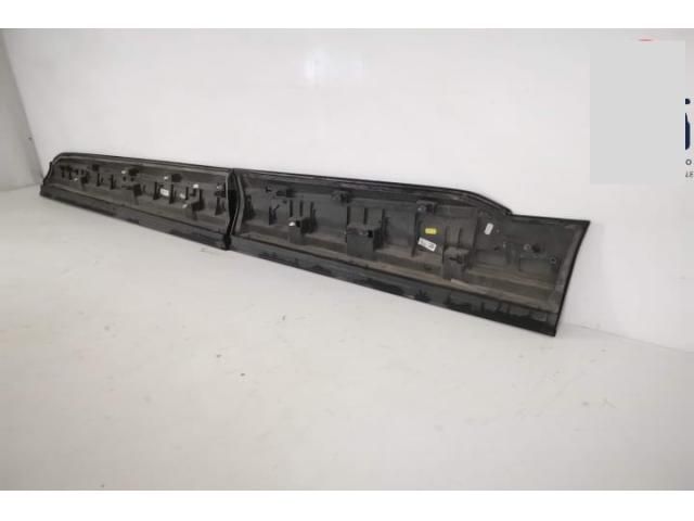 bontott AUDI Q7 Jobb hátsó Ajtó Díszléc