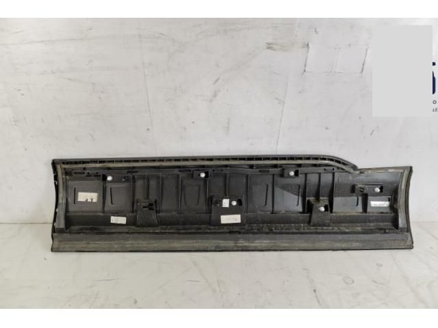 bontott AUDI Q7 Jobb hátsó Ajtó Díszléc