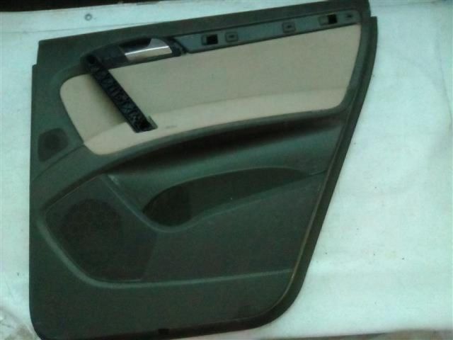 bontott AUDI Q7 Jobb hátsó Ajtó Kárpit