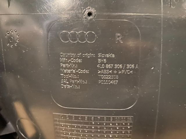 bontott AUDI Q7 Jobb hátsó Ajtó Kárpit