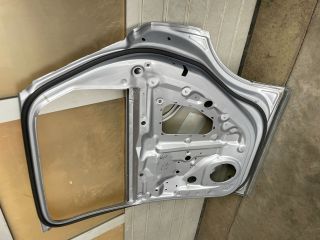 bontott AUDI Q7 Jobb hátsó Ajtó (Üres lemez)