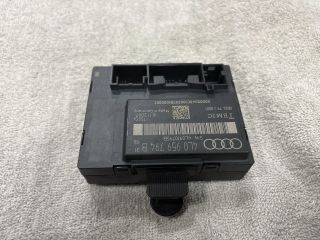 bontott AUDI Q7 Jobb hátsó Ajtó Vezérlőegység