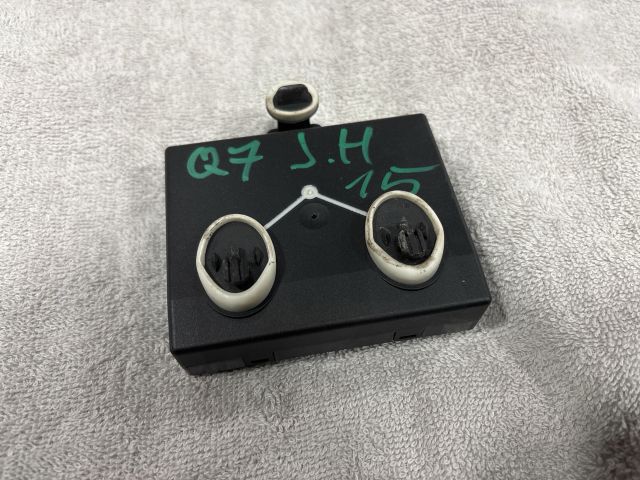 bontott AUDI Q7 Jobb hátsó Ajtó Vezérlőegység