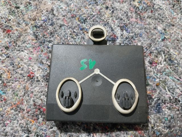 bontott AUDI Q7 Jobb hátsó Ajtó Vezérlőegység