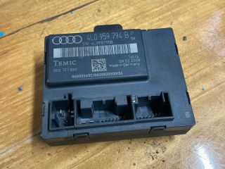 bontott AUDI Q7 Jobb hátsó Ajtó Vezérlőegység