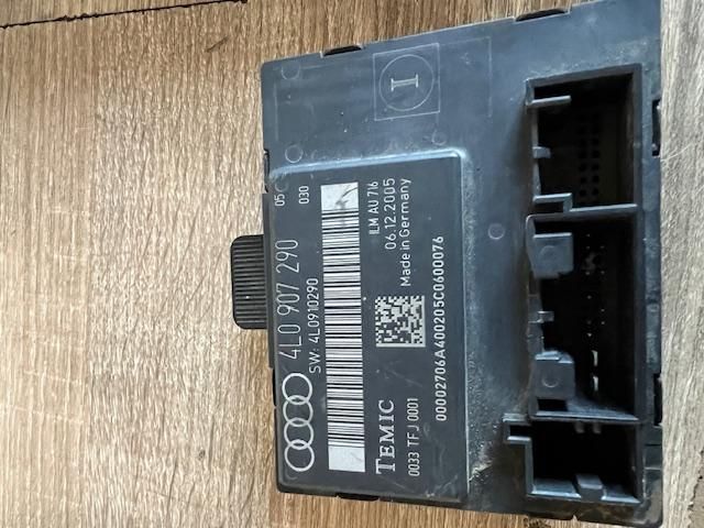 bontott AUDI Q7 Jobb hátsó Ajtó Vezérlőegység