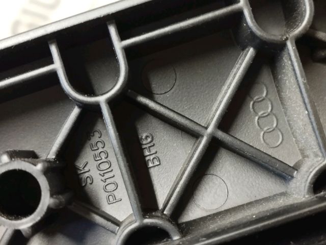 bontott AUDI Q7 Jobb hátsó Ajtóbehúzó