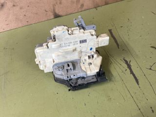 bontott AUDI Q7 Jobb hátsó Ajtózár