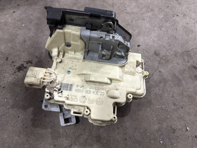 bontott AUDI Q7 Jobb hátsó Ajtózár