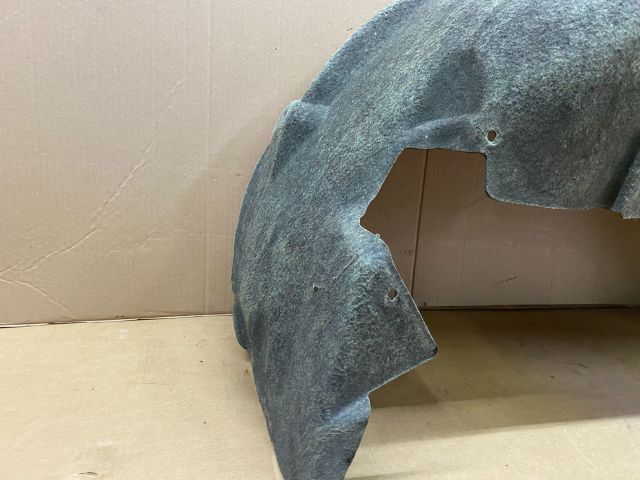 bontott AUDI Q7 Jobb hátsó Dobbetét (Kerékjárati, Műanyag)