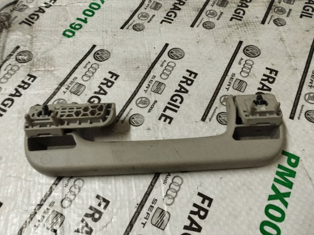 bontott AUDI Q7 Jobb hátsó Kapaszkodó (Felső)