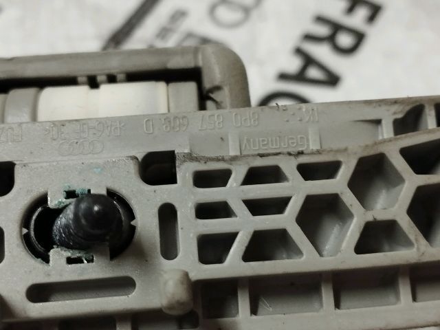 bontott AUDI Q7 Jobb hátsó Kapaszkodó (Felső)