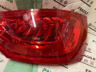 bontott AUDI Q7 Jobb Hátsó Lámpa