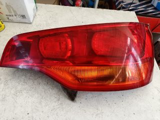bontott AUDI Q7 Jobb Hátsó Lámpa
