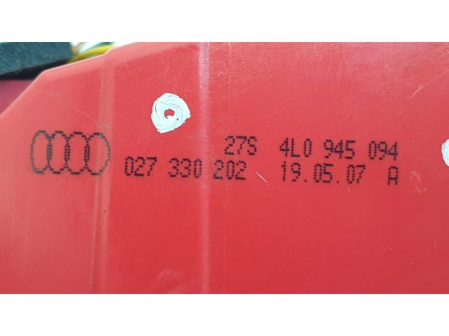 bontott AUDI Q7 Jobb Hátsó Lámpa