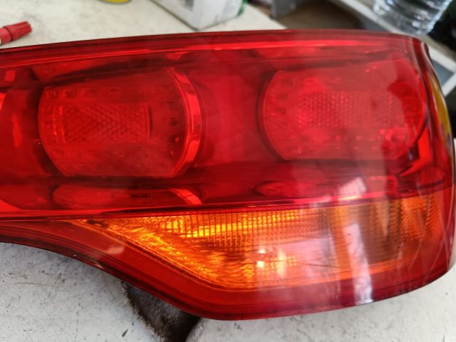 bontott AUDI Q7 Jobb Hátsó Lámpa