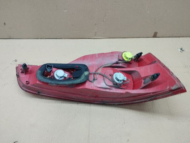 bontott AUDI Q7 Jobb Hátsó Lámpa