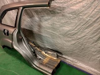 bontott AUDI Q7 Jobb hátsó Negyed Karosszéria Csomag