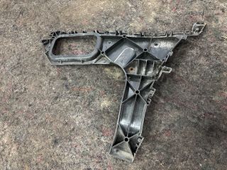 bontott AUDI Q7 Jobb hátsó Oldal Lökhárító Tartó (Műanyag)