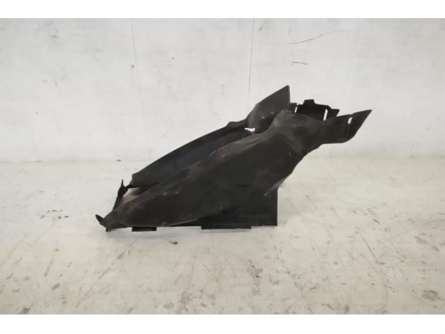 bontott AUDI Q7 Jobb Hűtő Légterelő