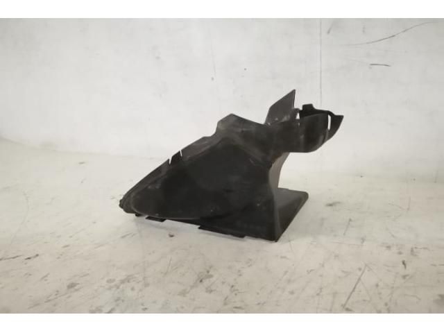 bontott AUDI Q7 Jobb Hűtő Légterelő