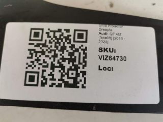 bontott AUDI Q7 Jobb Ködlámpa Rács