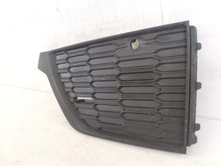 bontott AUDI Q7 Jobb Ködlámpa Rács