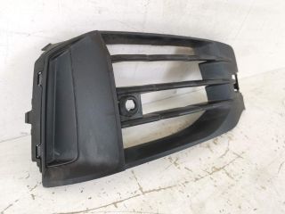 bontott AUDI Q7 Jobb Ködlámpa Rács