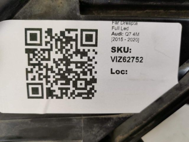 bontott AUDI Q7 Jobb Ledes Fényszóró