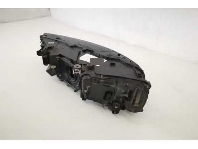 bontott AUDI Q7 Jobb Ledes Fényszóró