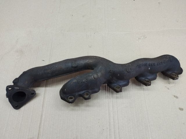 bontott AUDI Q7 Jobb Leömlő (V-Motor/Boxer)