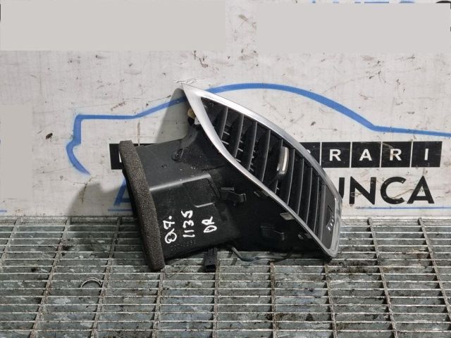 bontott AUDI Q7 Jobb Szellőző